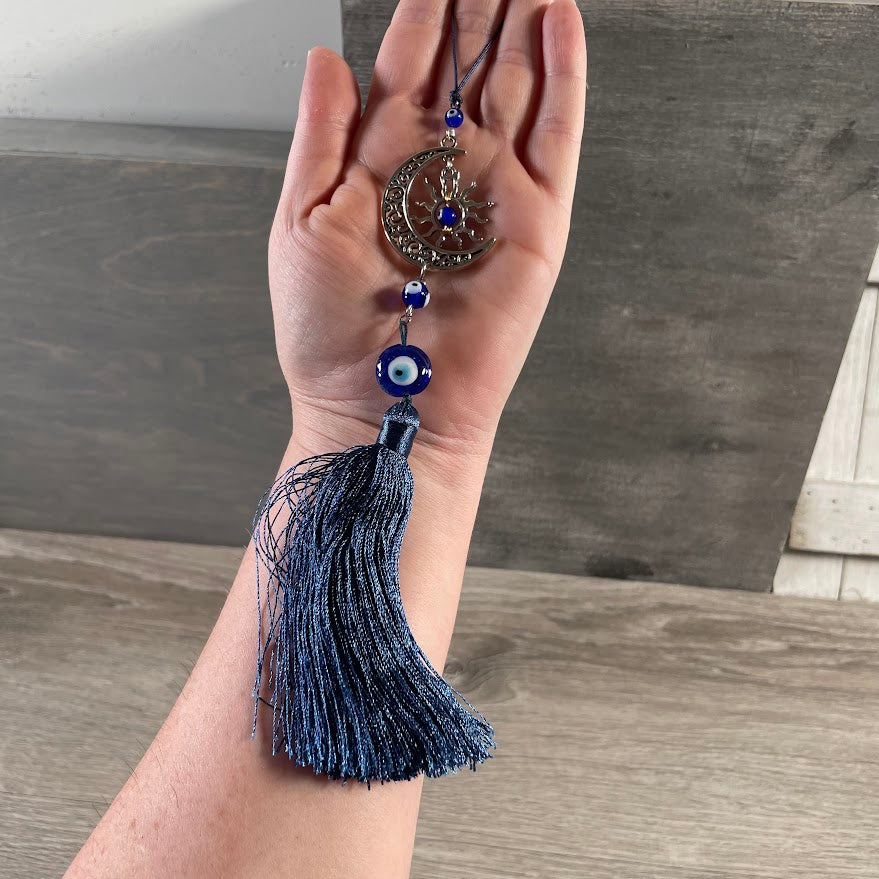 Blue Evil Eye Moon Amulet for Energy Shielding – Wholesale