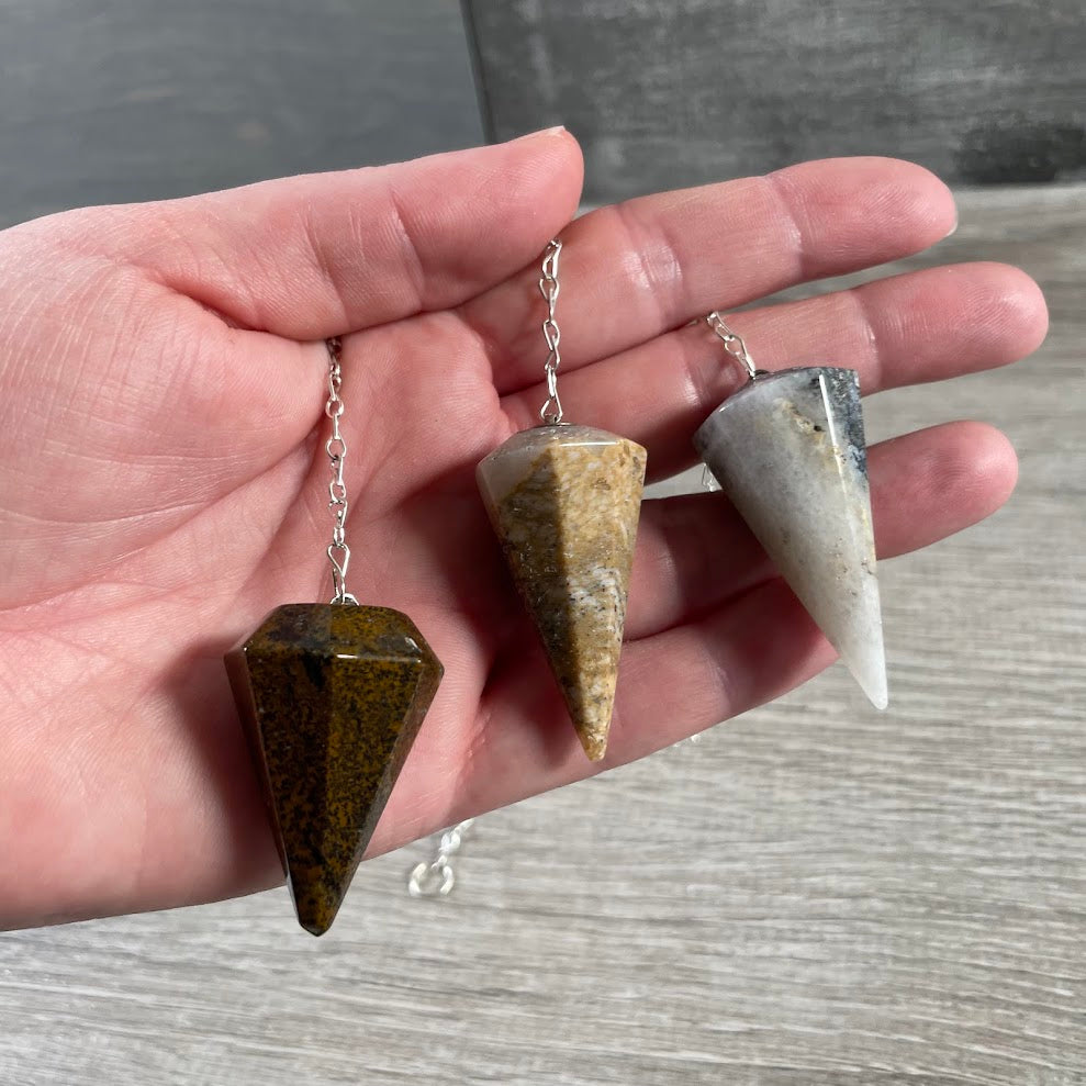Gemstone Pendulums Wholesale  – Assorted Crystal Pendulums