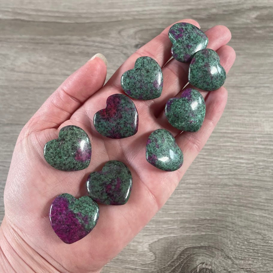 Gemstone Flat Heart Carvings 1-Inch  – Bulk Crystal Hearts
