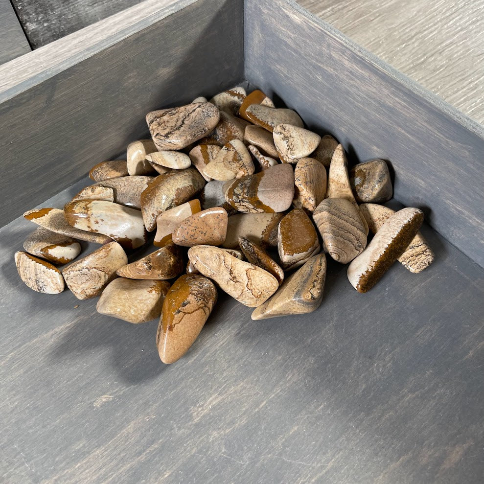 earth tone jasper stones for grounding