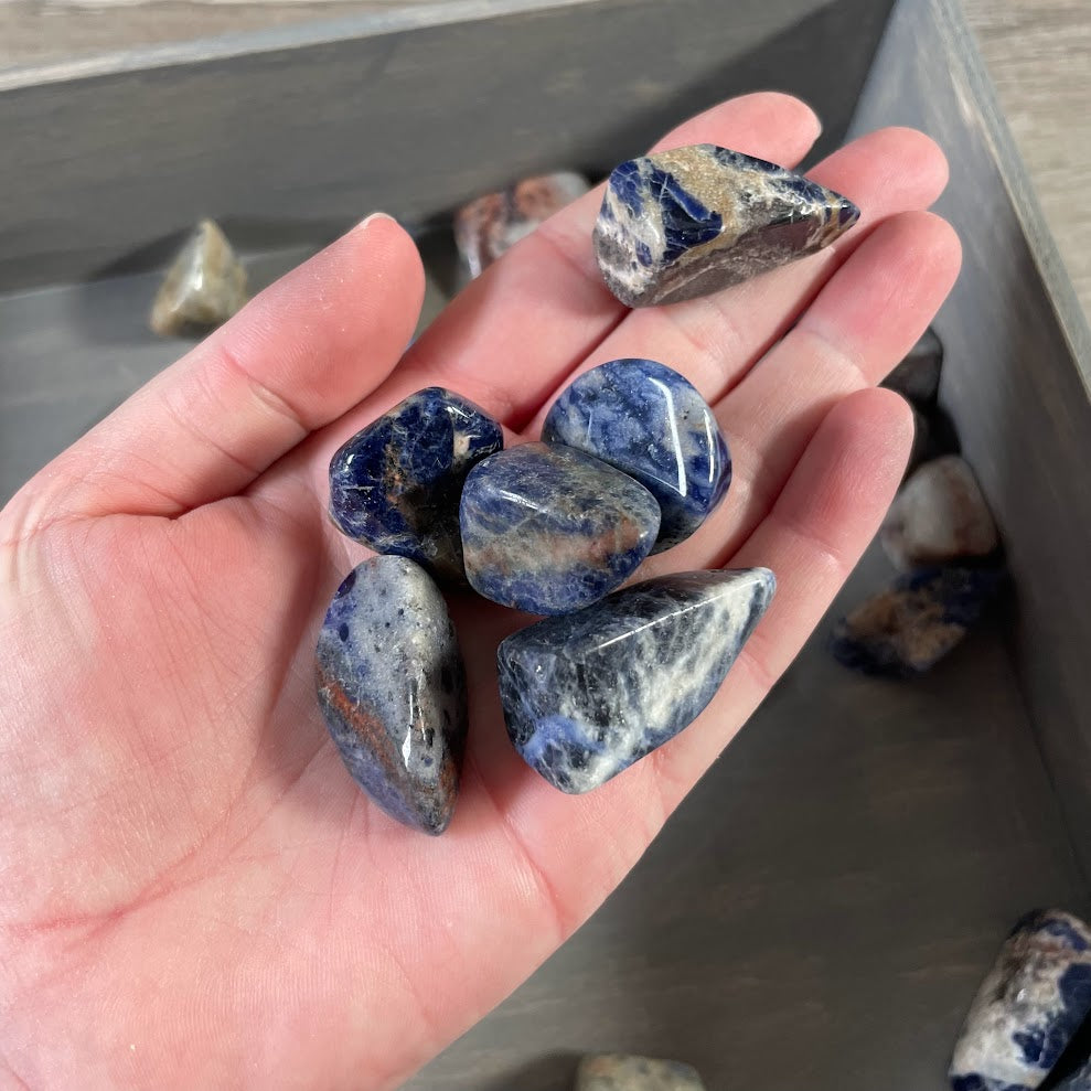 natural sodalite stones bulk rock shop supply