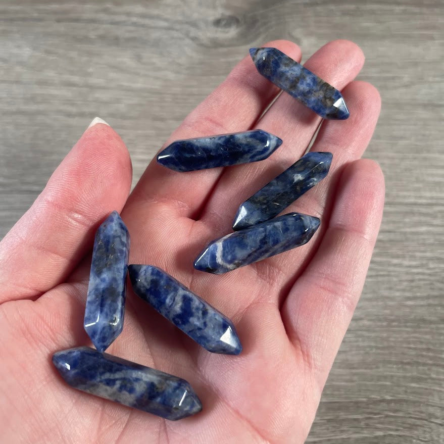 wholesale sodalite small cut wands 