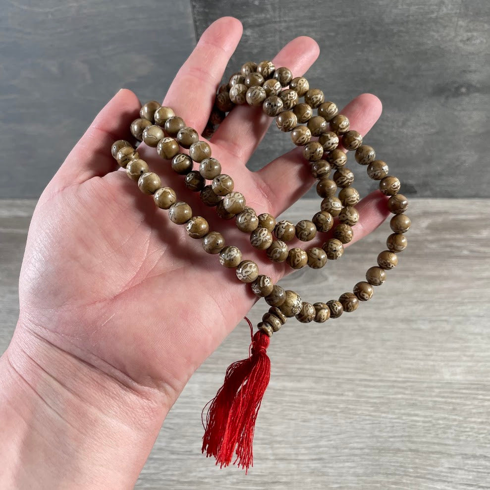 Evil Eye Shell Mala Necklace – Protective Spiritual Beaded Necklace with Natural Shells