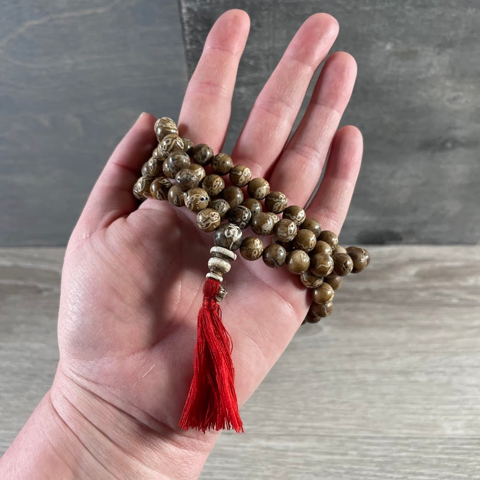 Evil Eye Shell Mala Necklace – Protective Spiritual Beaded Necklace with Natural Shells