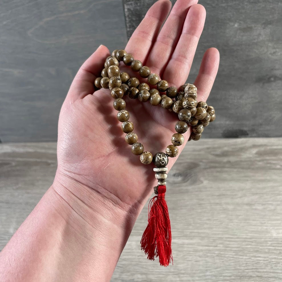 Evil Eye Shell Mala Necklace – Protective Spiritual Beaded Necklace with Natural Shells