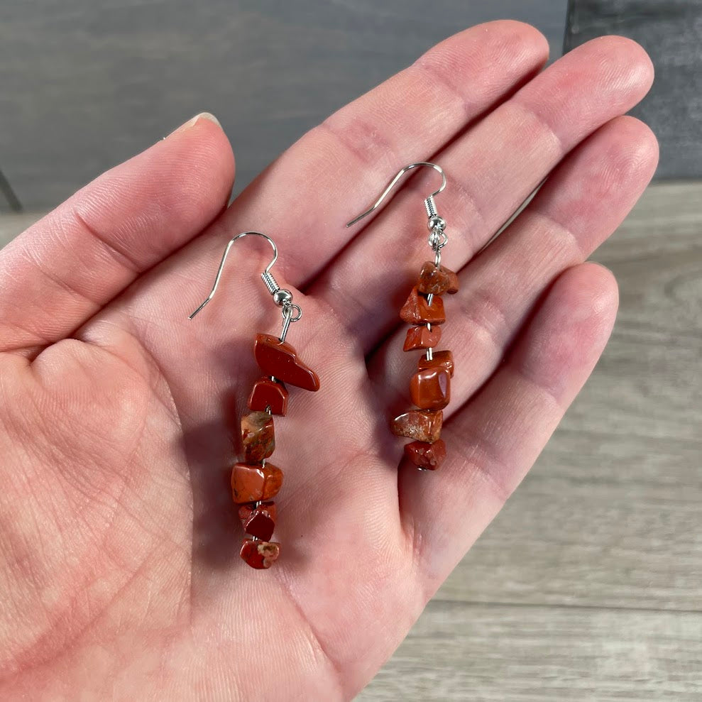 red jasper gemstone chip earrings displayed for wholesale boutique buyers