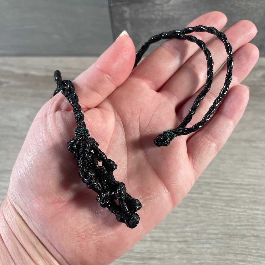 Black wholesale macrame cage pendant for tumbled crystals