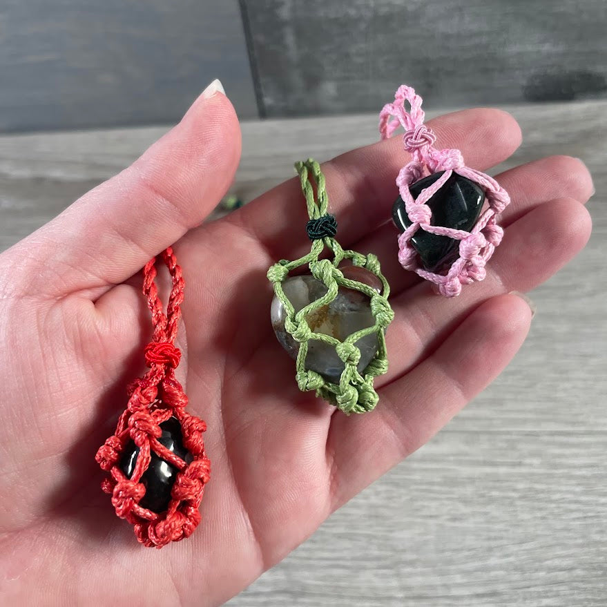 Adjustable Macrame Crystal Cage Necklace – Gemstone Holder