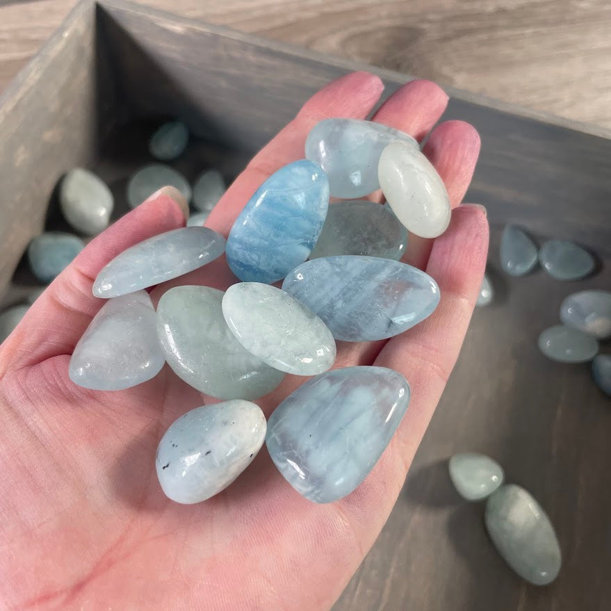 wholesale aquamarine stones for crystal shops