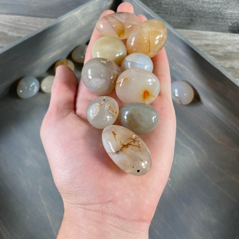 Wholesale natural agate tumbled stones – 1 pound lot