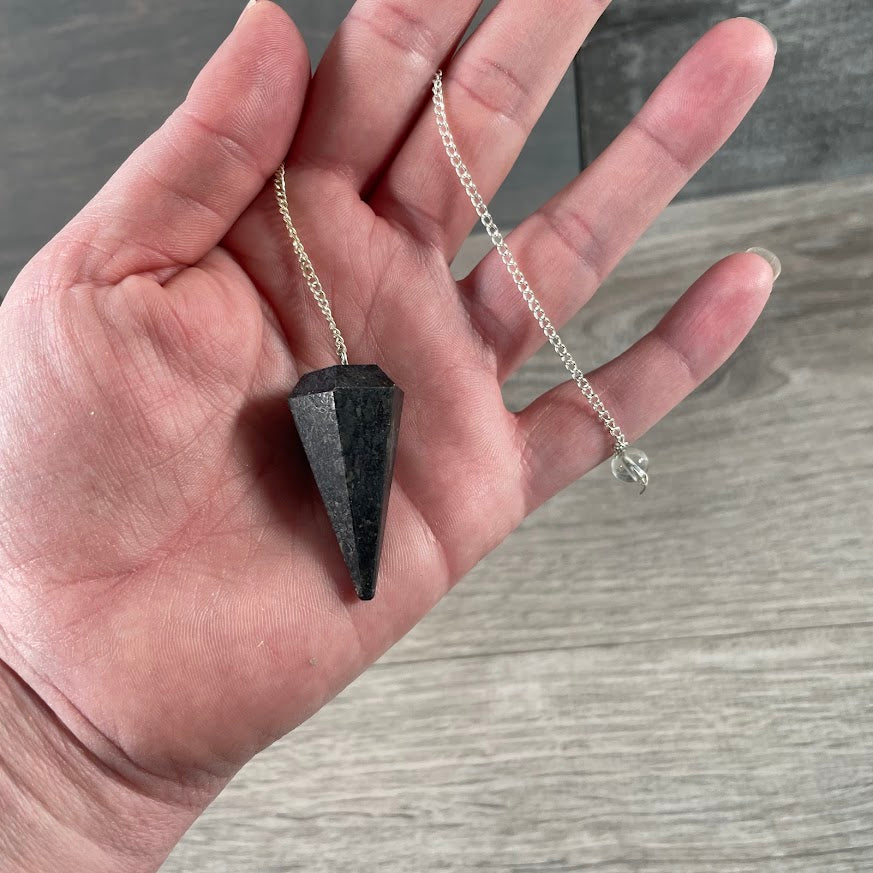 Gemstone Pendulums – Assorted Crystals for Retailers