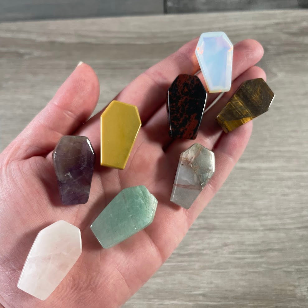 Assorted crystal coffin figurines wholesale