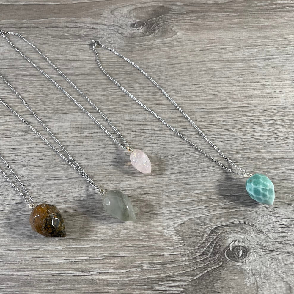 faceted flame gemstone pendant wholesale jewelry