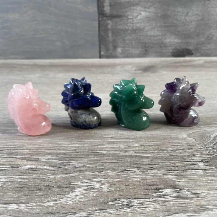 Assorted Gemstone Unicorn Head Figurine – Medium Carved Crystal Animal Statue for Gifts