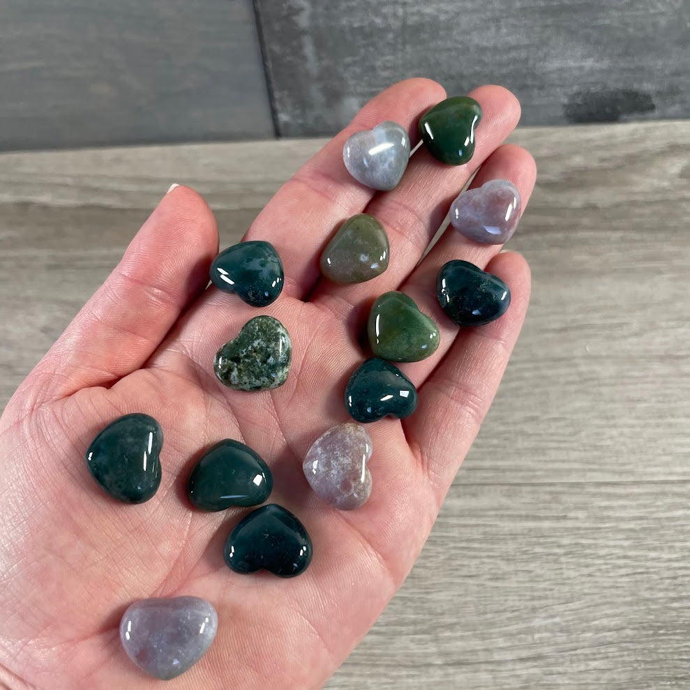 Moss agate flat back crystal hearts bulk crystal cabochons