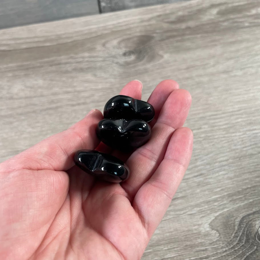 metaphysical shop crystals, black hearts