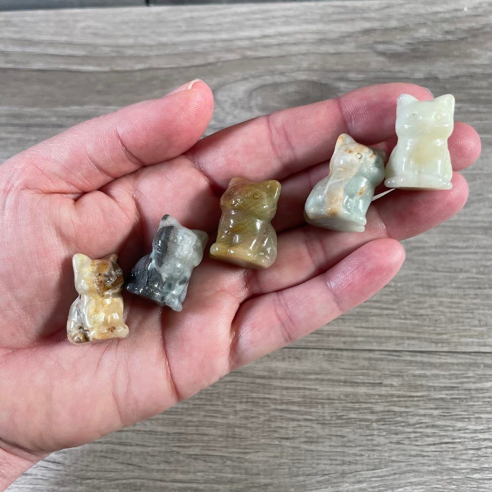Small Gemstone Cat Figurine – Carved Crystal Animal Statue