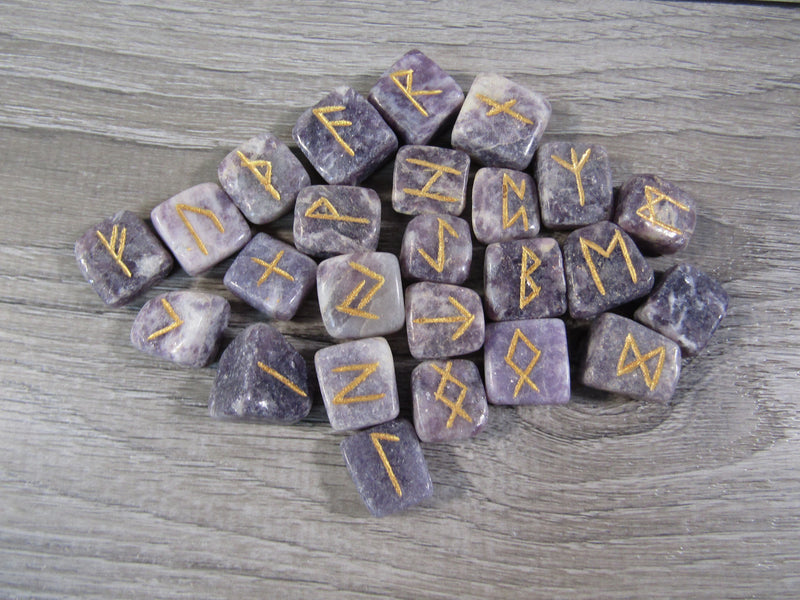 Gemstone Rune Kit with Bag and Description Card