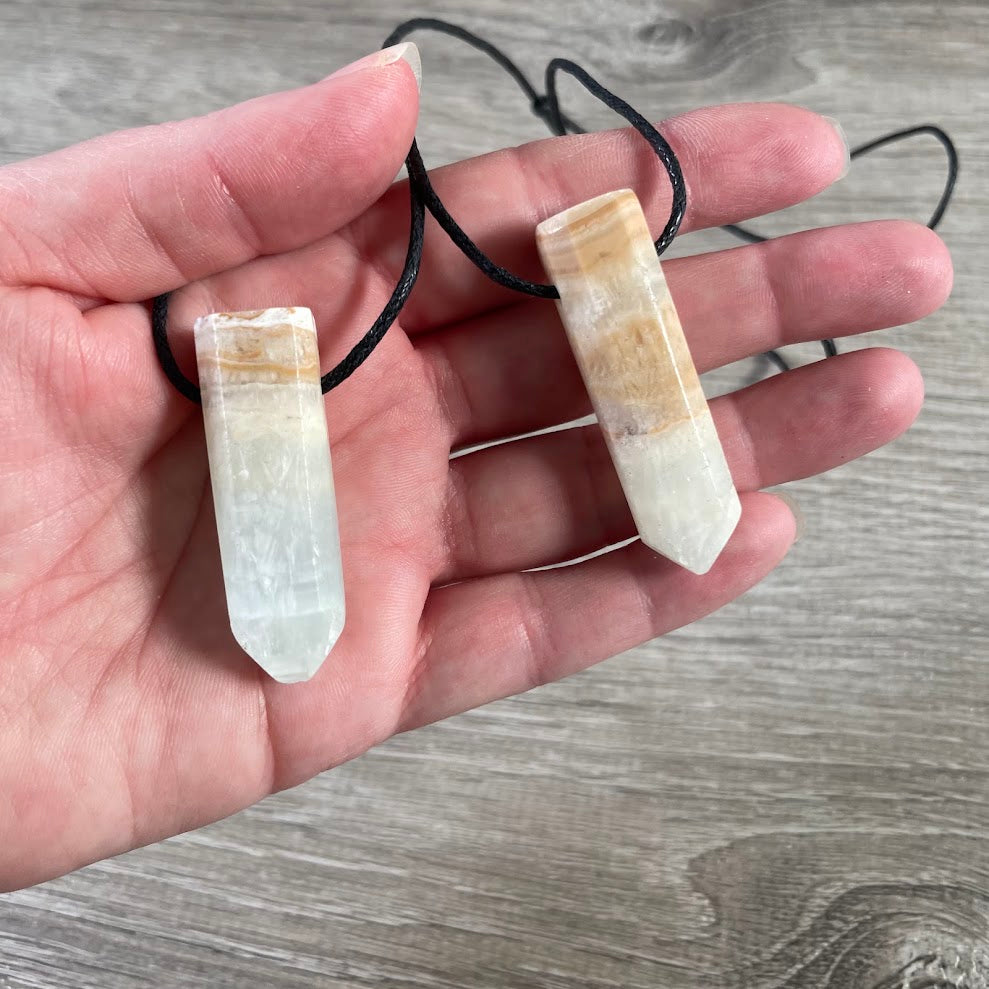 Wholesale Caribbean Calcite pendant necklace for gift shops and boutiques