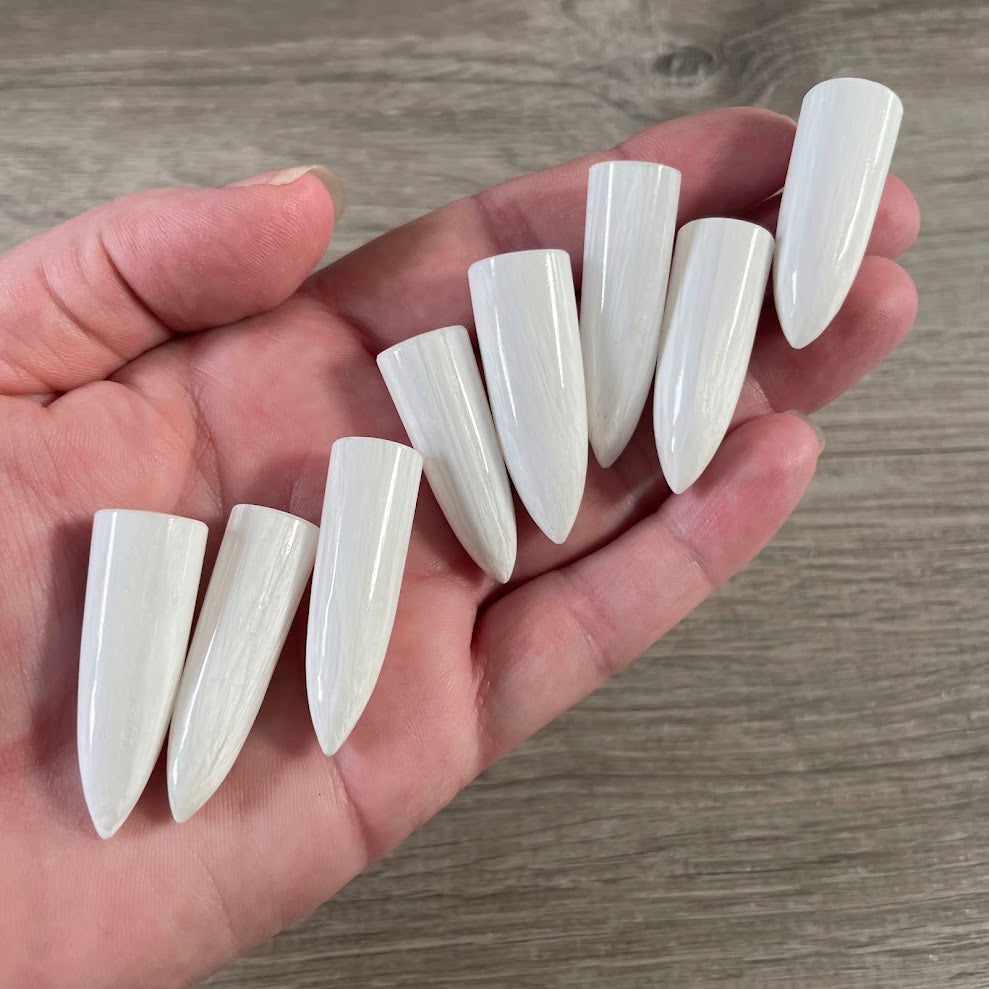 Cone shaped scolecite stones for crystal jewelry supplies
