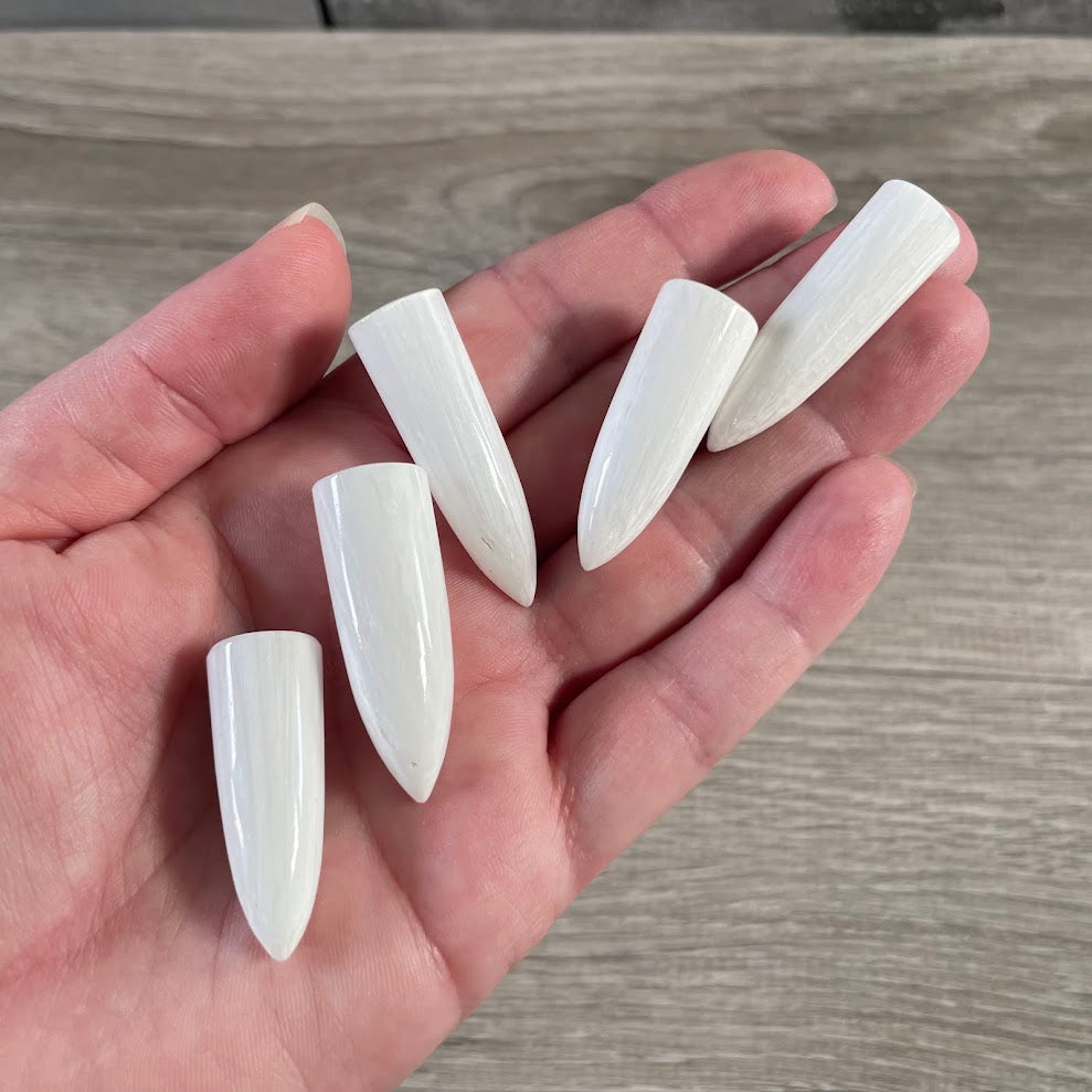 Scolecite gemstone pieces for artisan jewelry making