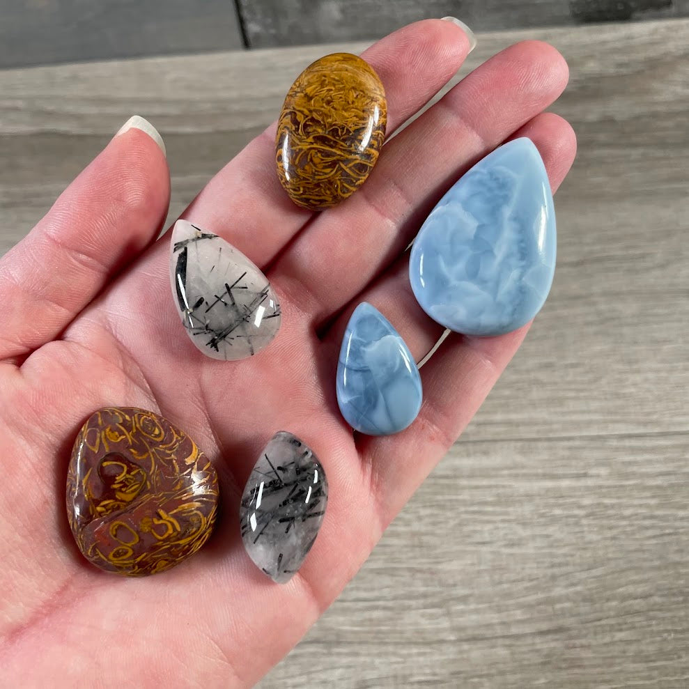 Wholesale assorted gemstone cabochons for jewelry artists