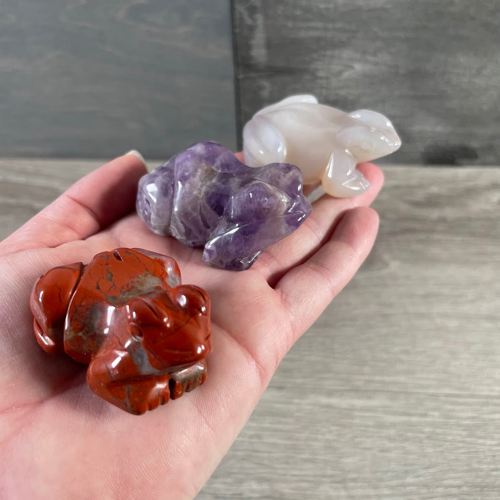 Wholesale assorted gemstone frog figurines carved from crystal stones