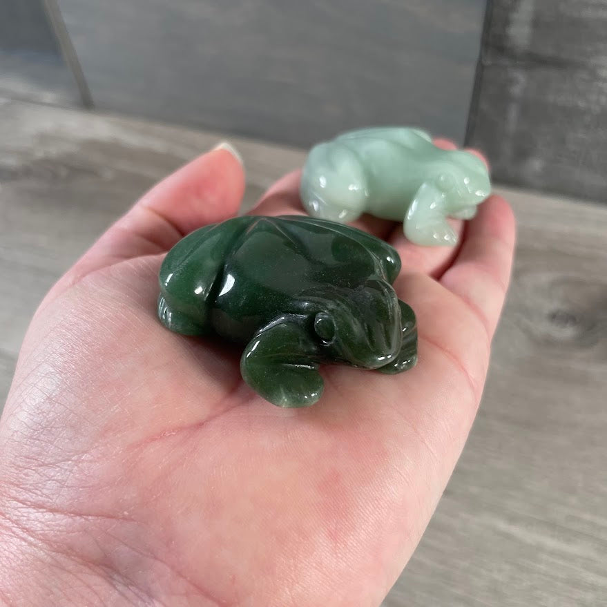 Large frog décor piece for metaphysical shops, garden gifts, and animal lovers