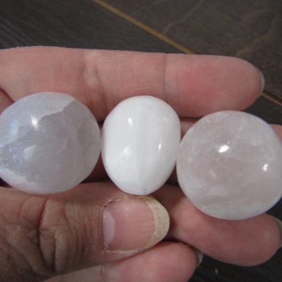 Selenite 25 mm Tumbled Stone