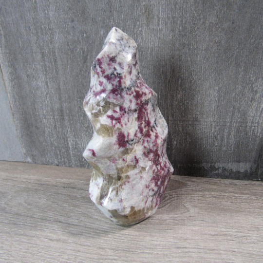 Gemstone Flame Large Display Size