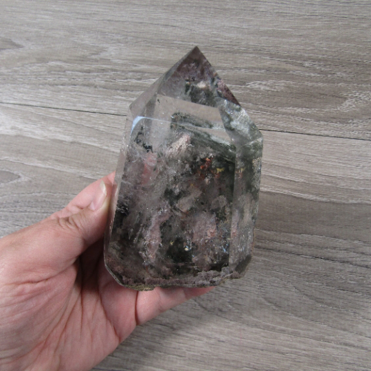 Chlorite Garden Quartz Point crystal display for grounding and meditation