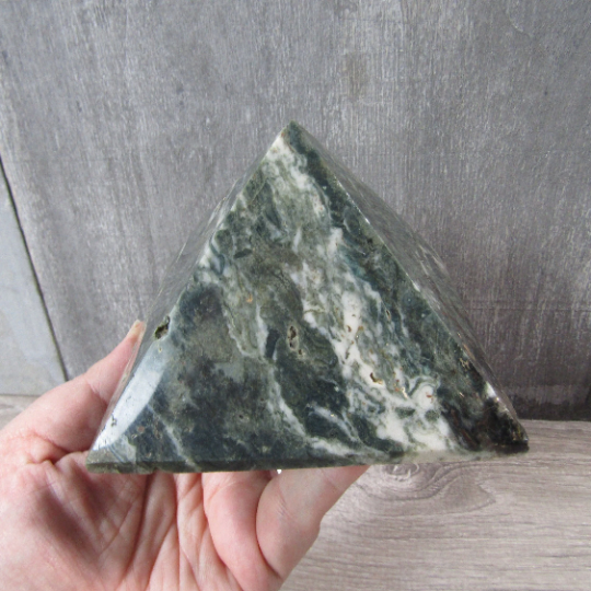 Gemstone Pyramid Large Display Size