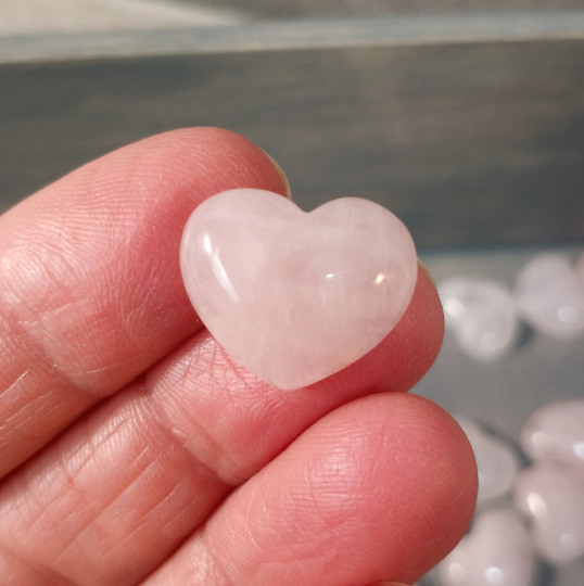 Gemstone Flat Back 3/4 inch Heart