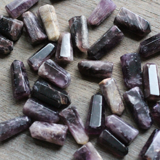 Gemstone Obelisk Points Small for Wire Wrapping or Gridding