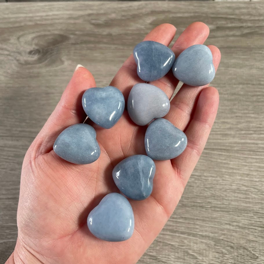 Wholesale polished  dumortierite heart 1-inch puffy gemstone crystal pocket stone
