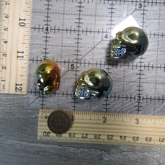 Aura Electroplated Glass Skulls