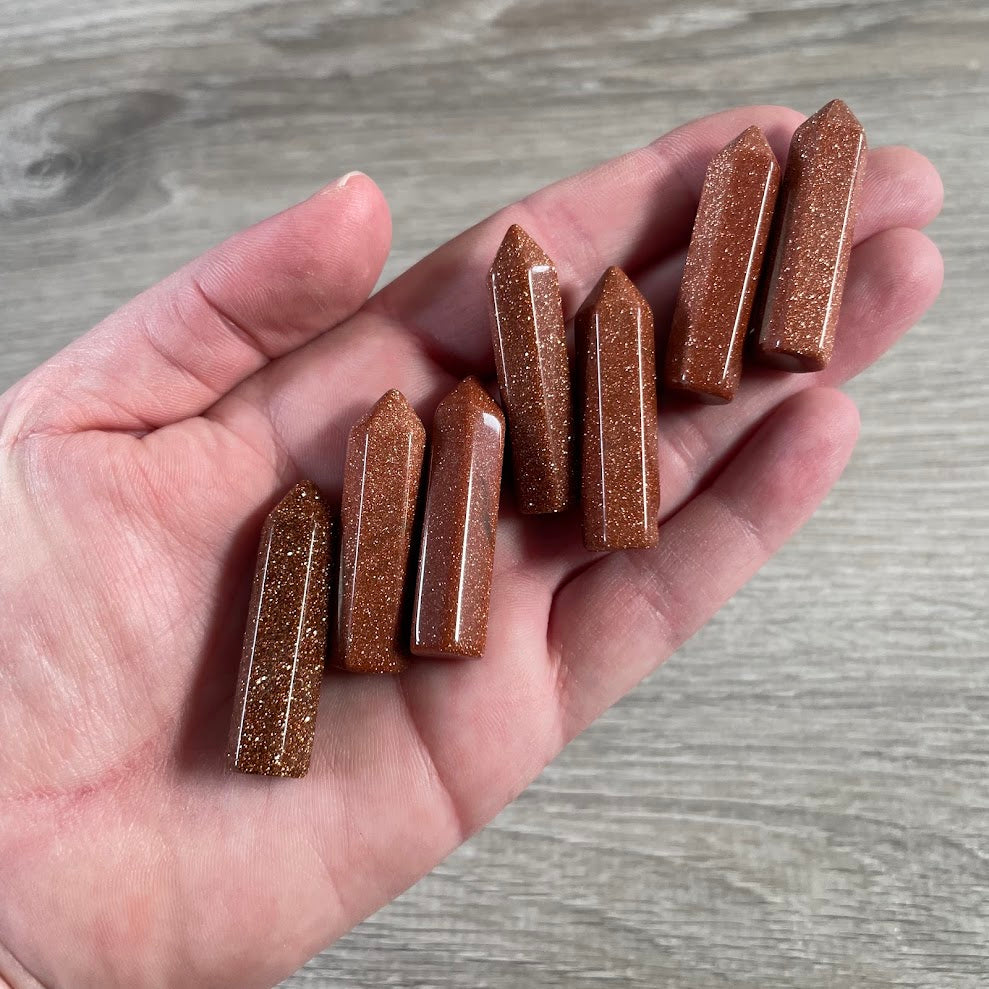 Wholesale goldstone crystal grid stones small gemstone obelisks