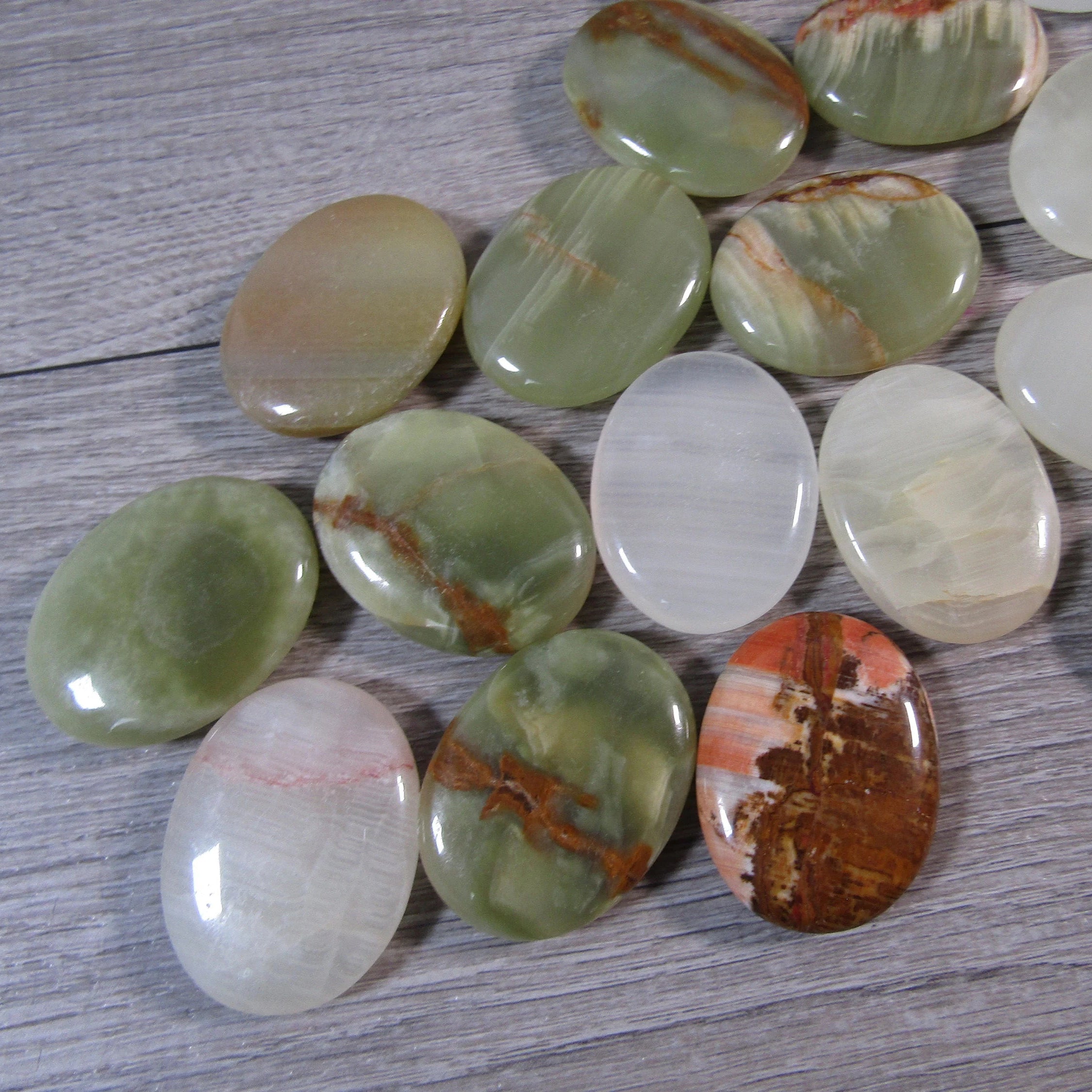 Gemstone Palm Stone 45mm