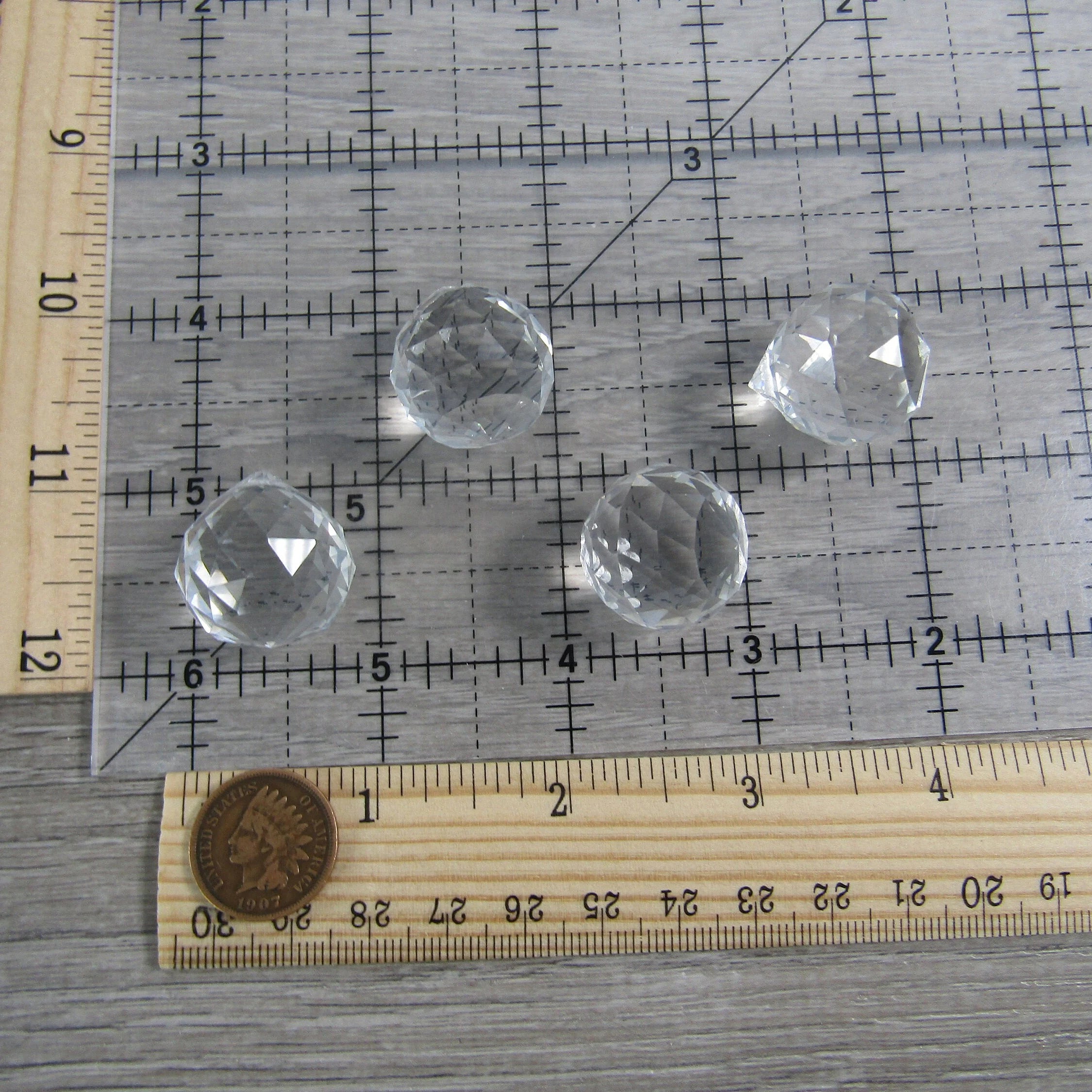 Suncatcher Leaded Glass Faceted Feng Shui 20 mm Bead