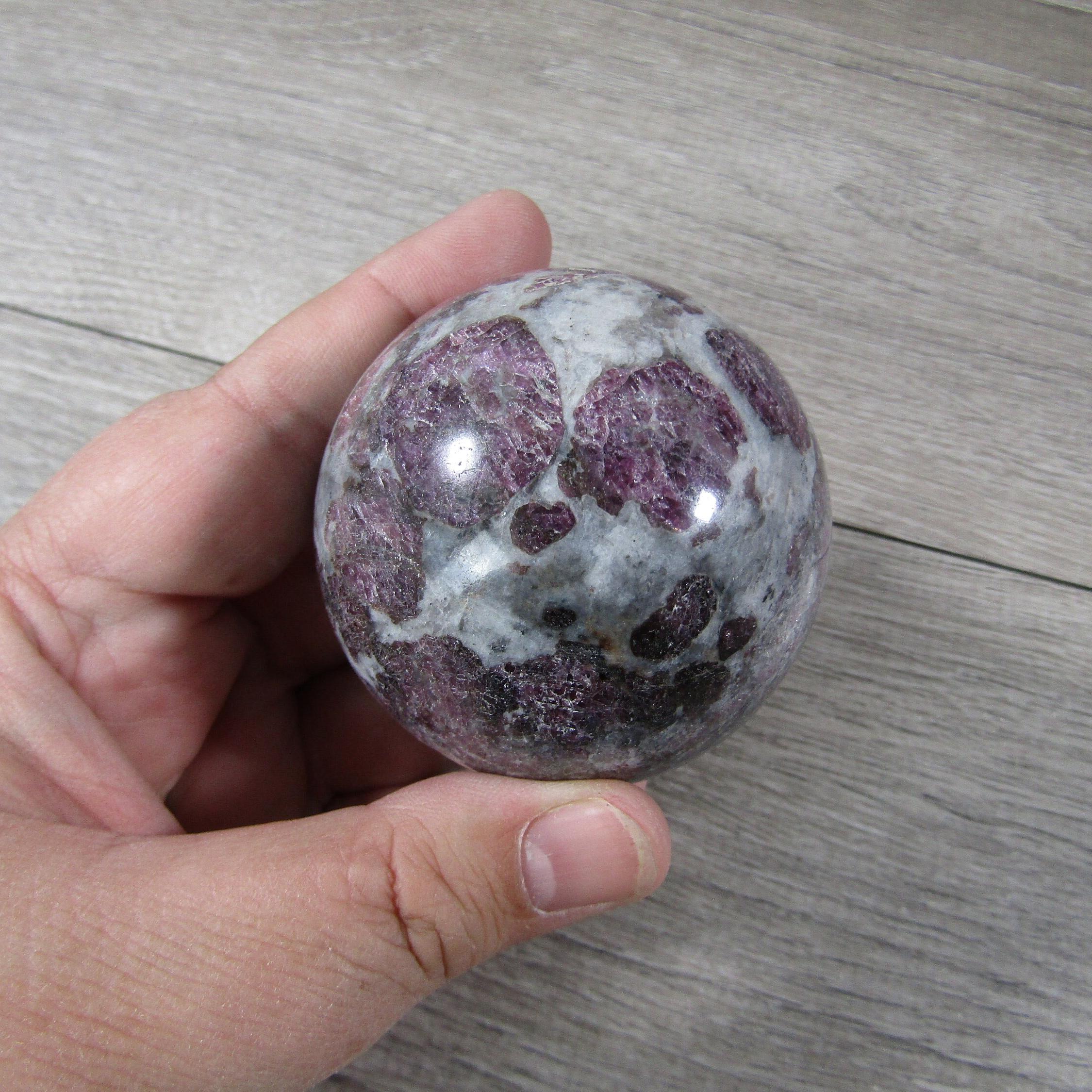 Spinel Sphere Large Display Size