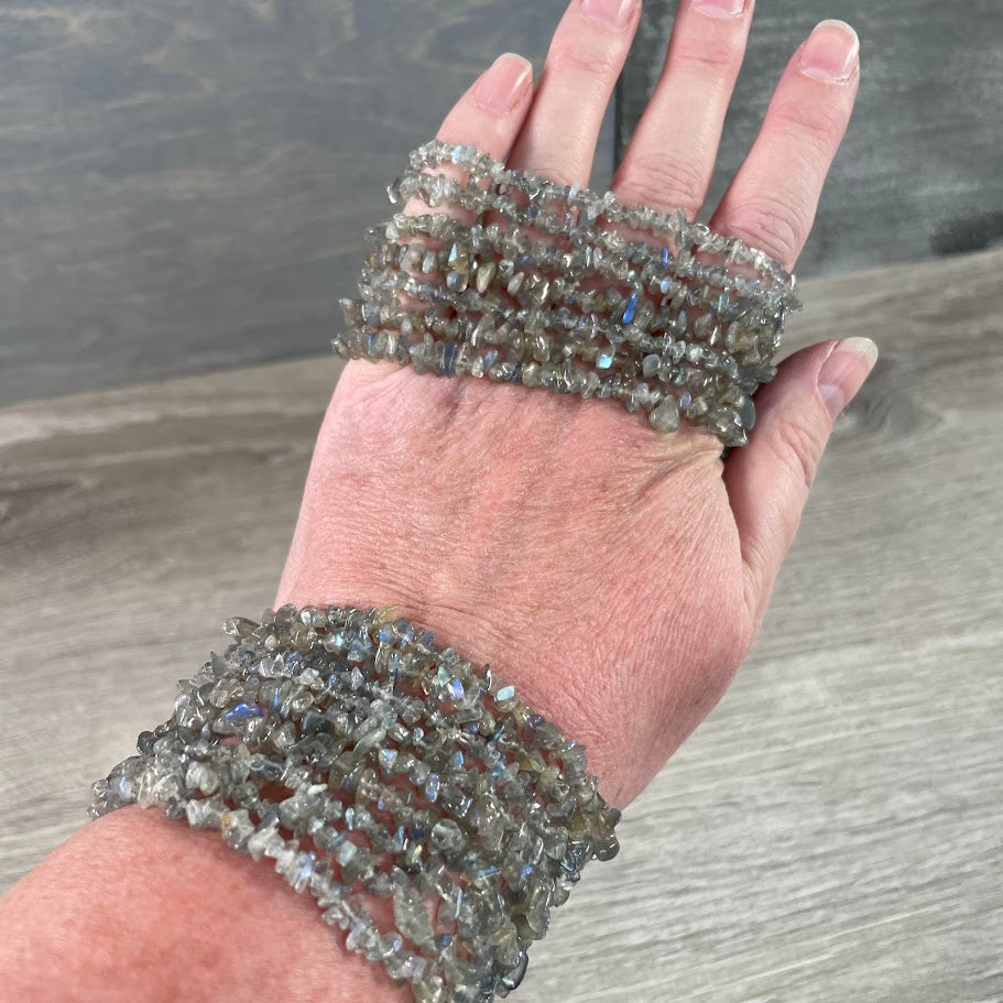 labardorite crystal chip bracelets featuring polished gemstone beads for wholesale resale