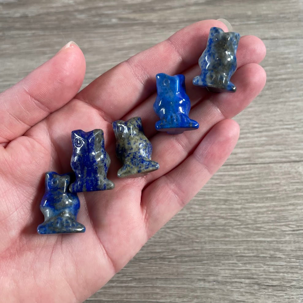 Crystal animals carved in lapis lazuli for wholesale buyers