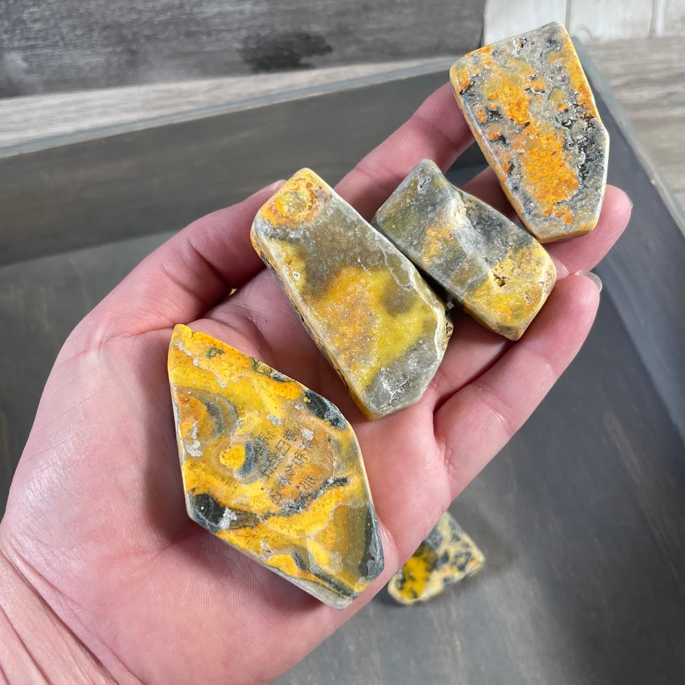 Natural yellow black Bumblebee Jasper slabs wholesale