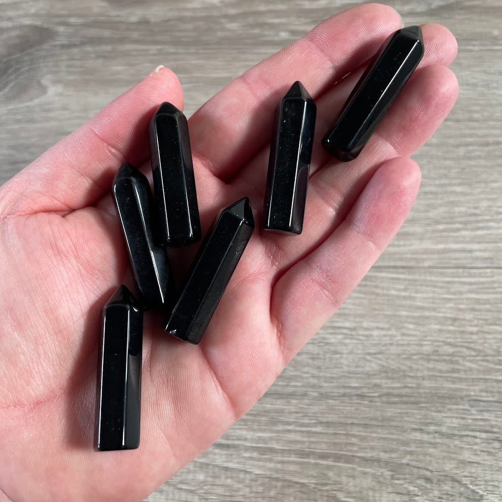 Wholesale gemstone obsidian points for crystal grids and jewelry making
