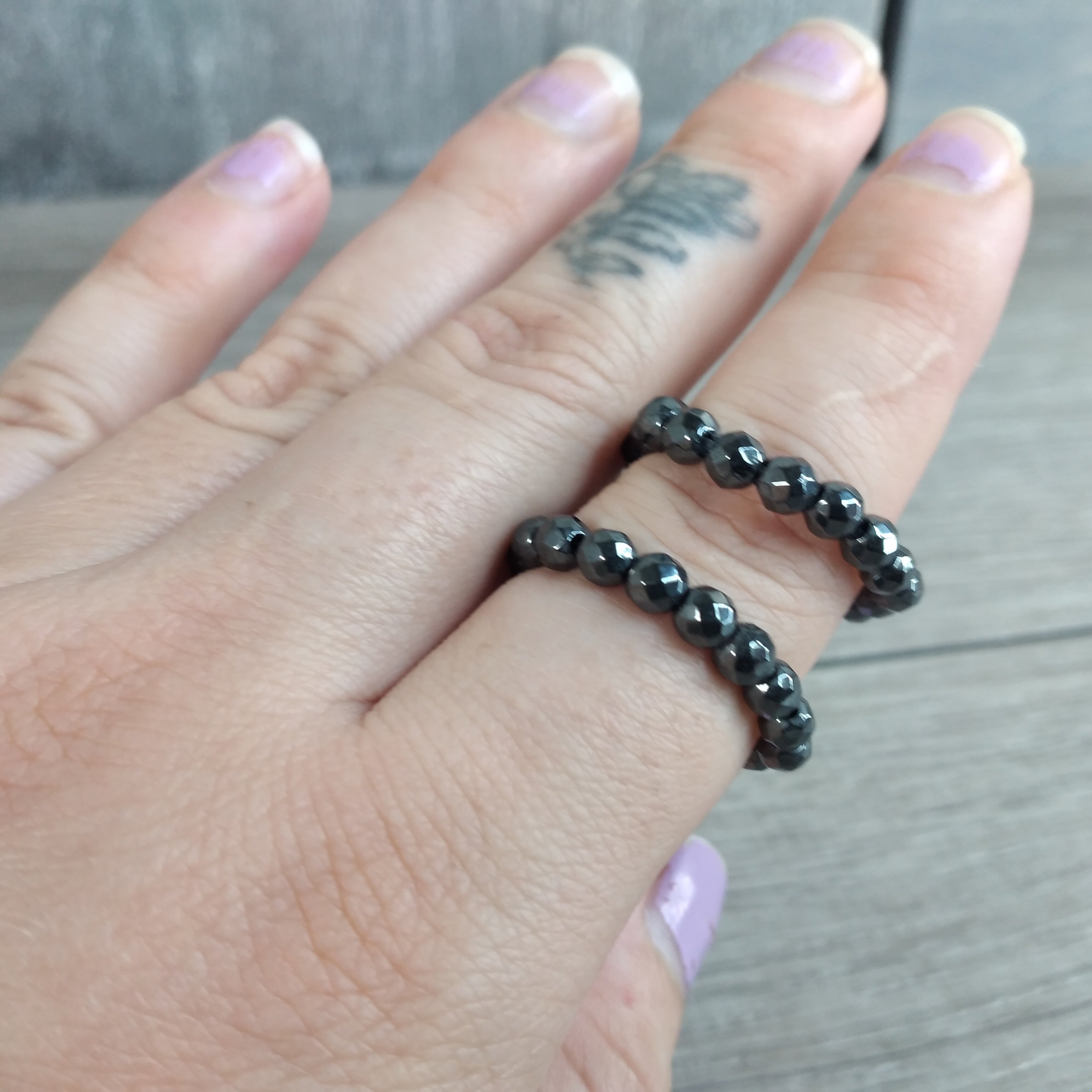 Hematite stretchy ring