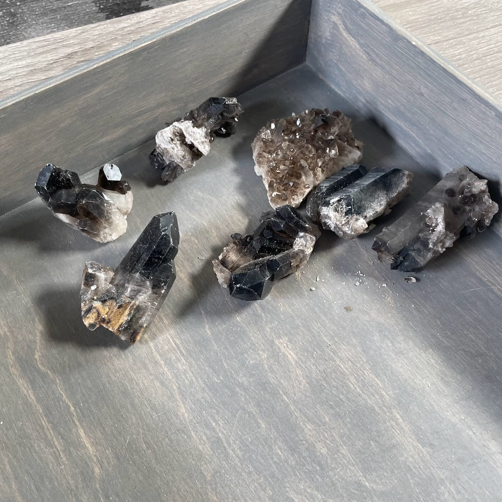 Wholesale bulk smoky quartz clusters and crystal points