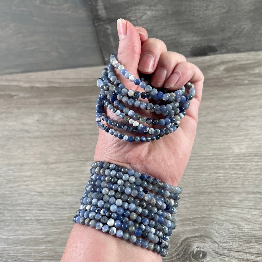 sodalite wholesale gemstone bracelet with small polished crystal beads