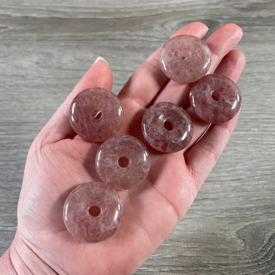 strawberry quartz thick donut pendants, jewelry making supplier
