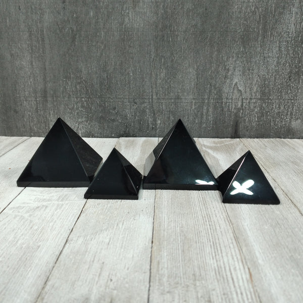 Obsidian 40mm Pyramid