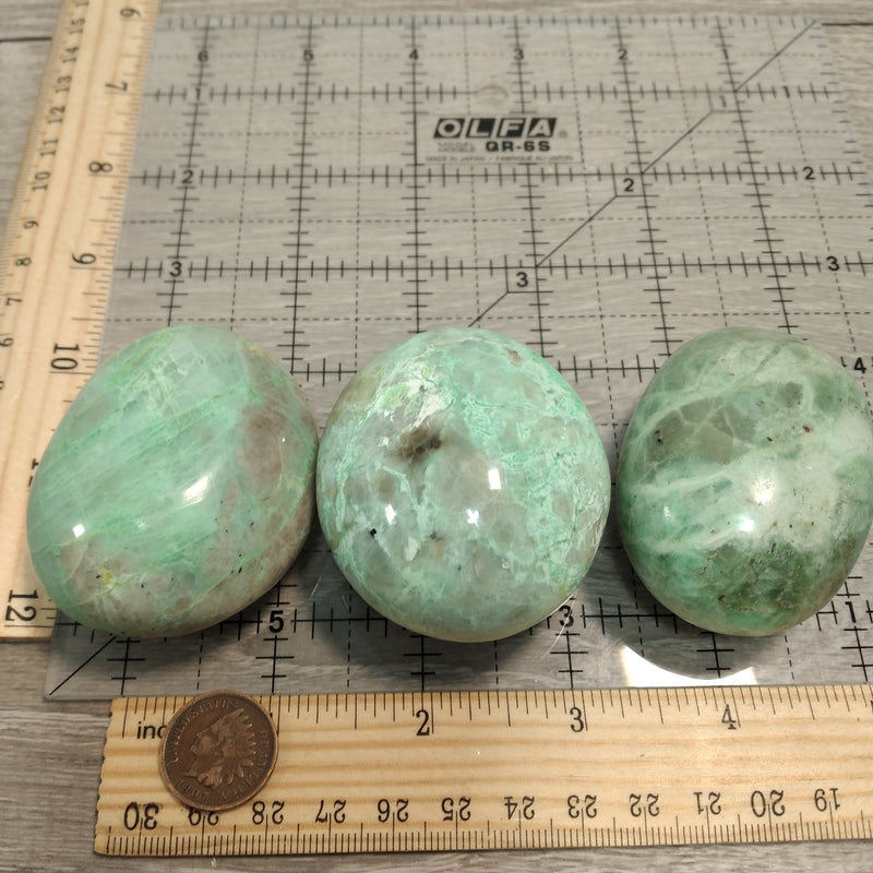 Green Moonstone Garnierite Palm Stone